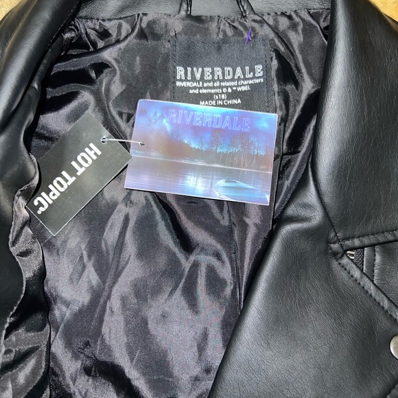 Hot topic Riverdale South Side serpent jacket / Jughead Cosplay SZ S NWT - Picture 6 of 8